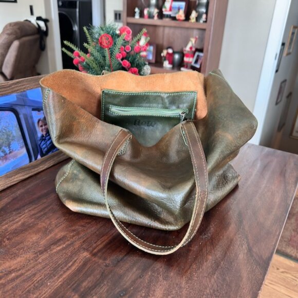 Floto Italian Leather Tote Green Patina Made in Tuscany - Picture 12 of 13